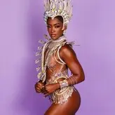 Erika Januza голая #0046