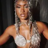 Erika Januza голая #0054