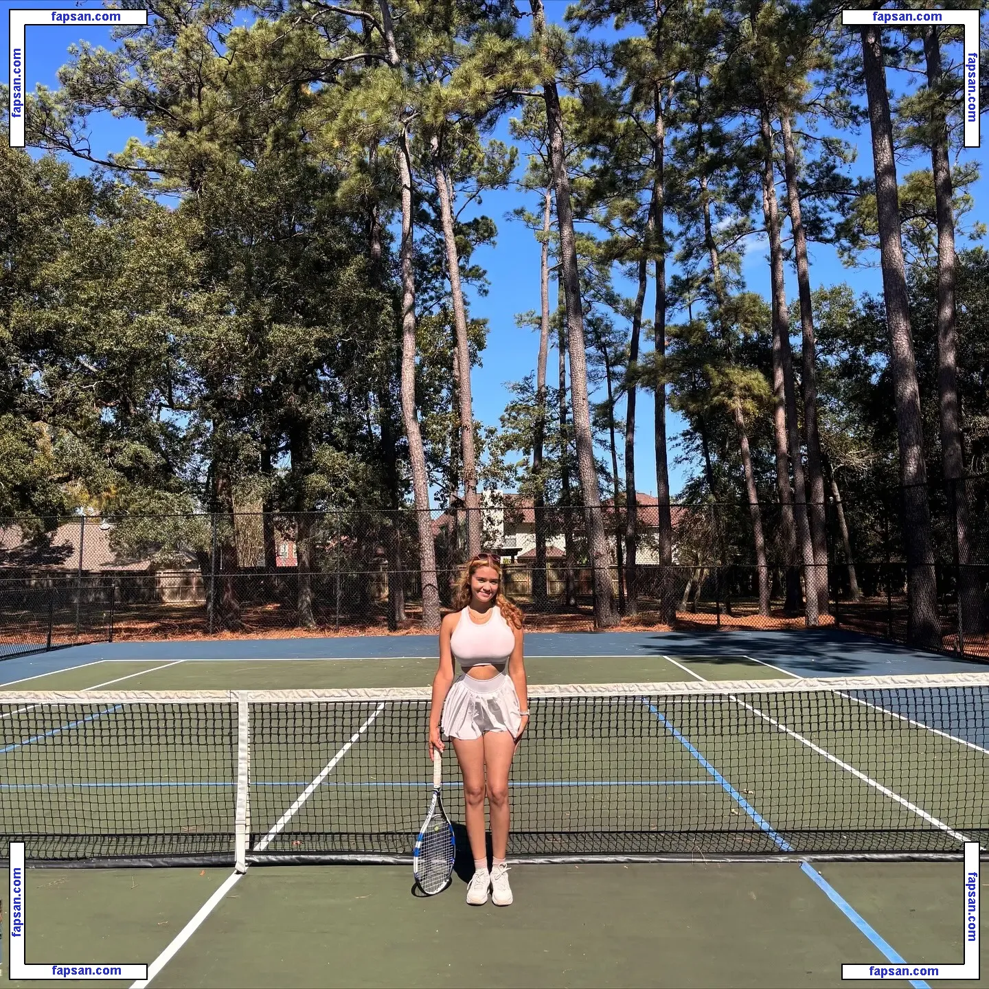 Erika M Diaz nude photo #0041 from OnlyFans