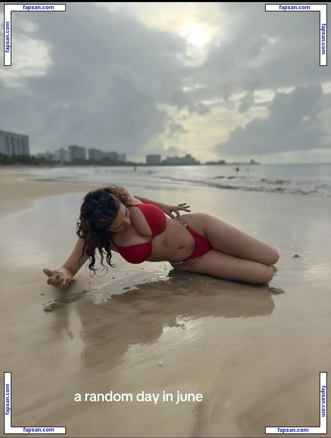 Erika M Diaz nude photo #0043 from OnlyFans