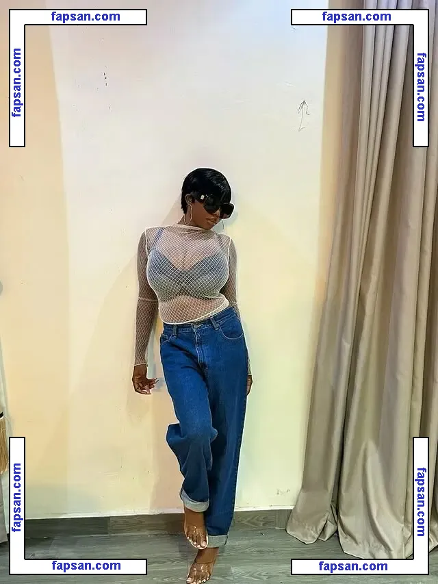 Erimegar nude photo #0008 from OnlyFans