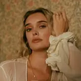 Erin Cromwell nude #0001