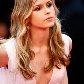 Erin Moriarty голая #0168