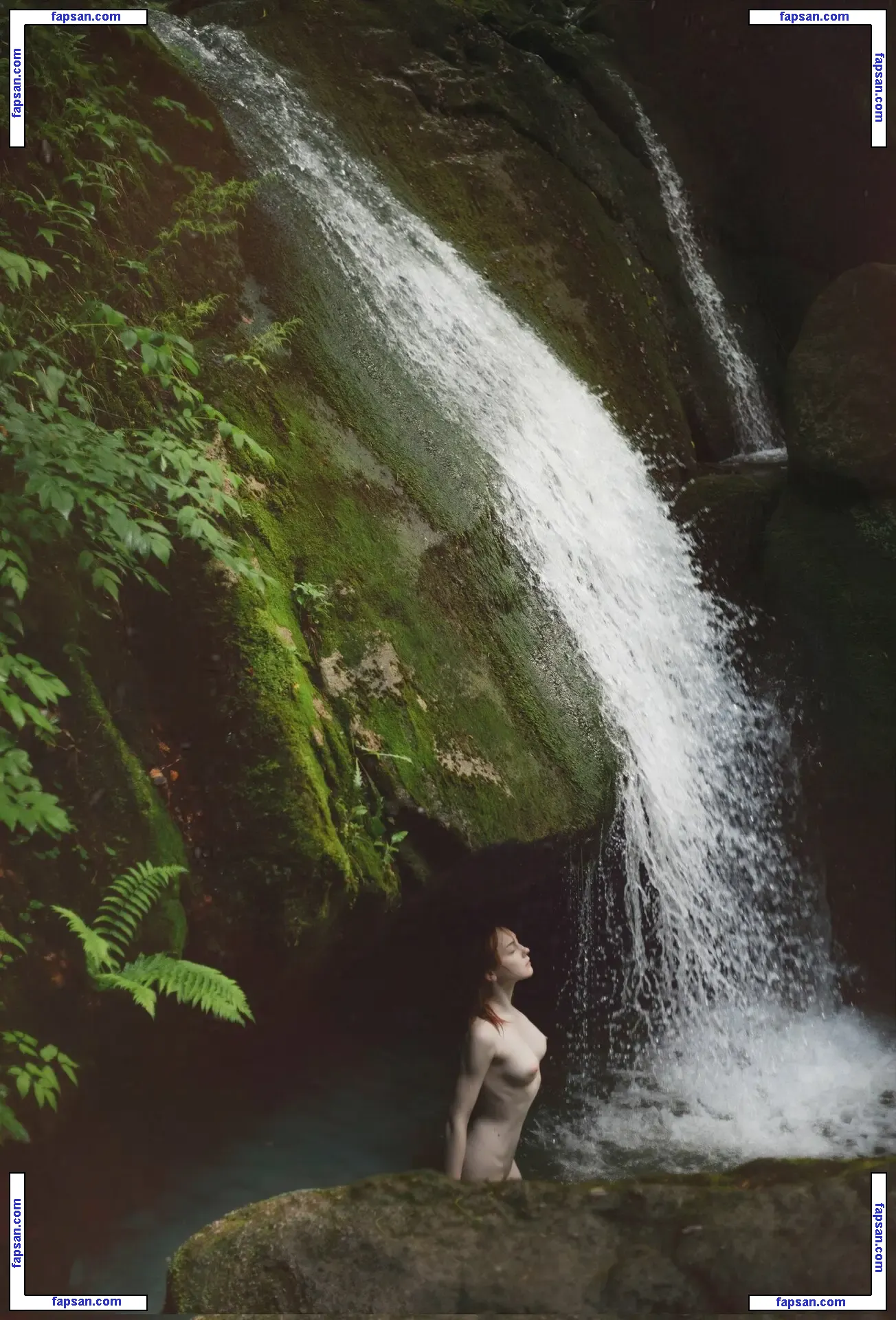 Erinthul nude photo #0005 from OnlyFans