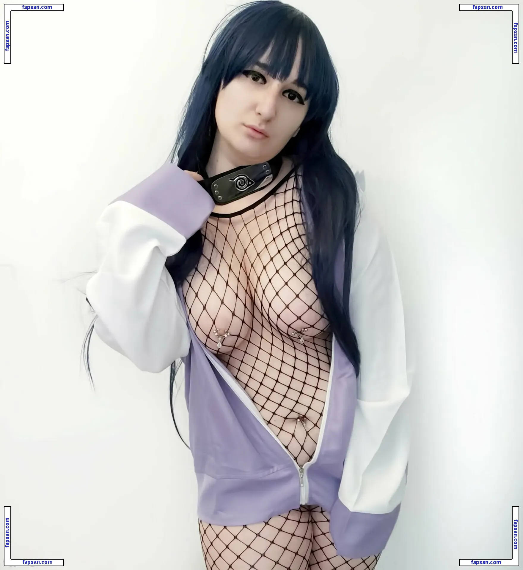 erisanblycos голая фото #0001 с Онлифанс