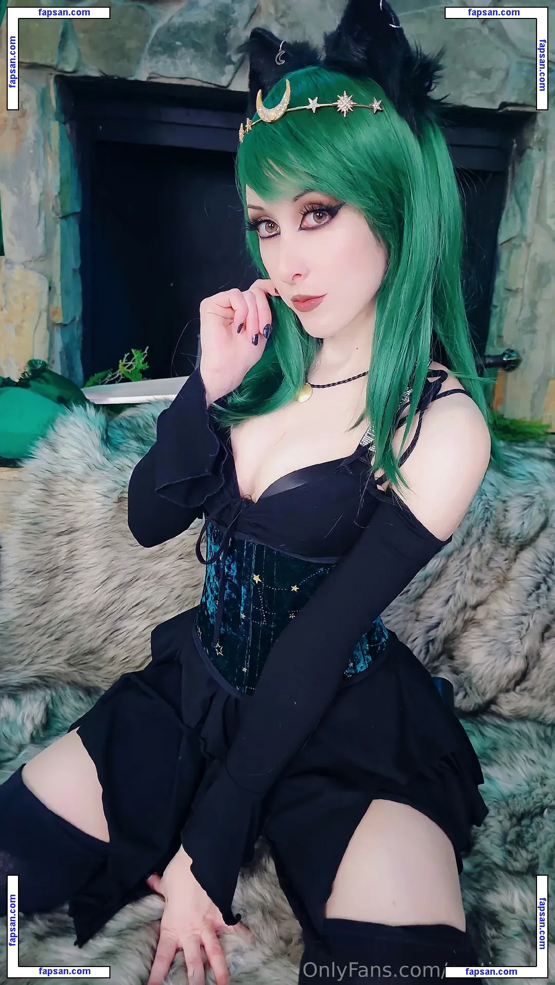 Eroticneko голая фото #0188 с Онлифанс