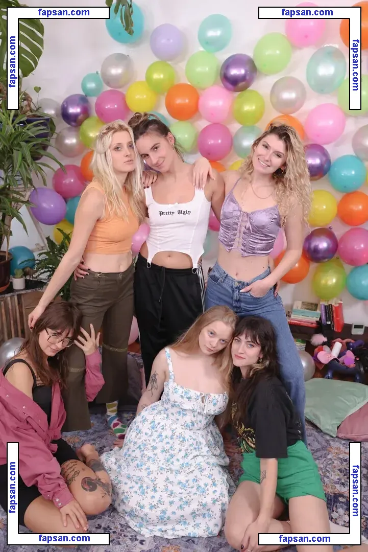 Ersties голая фото #0458 с Онлифанс