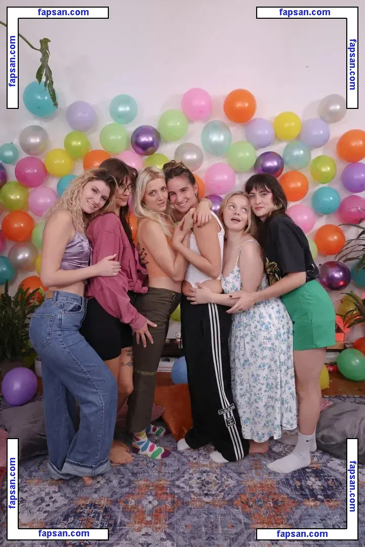 Ersties голая фото #0462 с Онлифанс