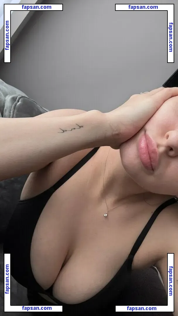 erstwhile nude photo #0005 from OnlyFans