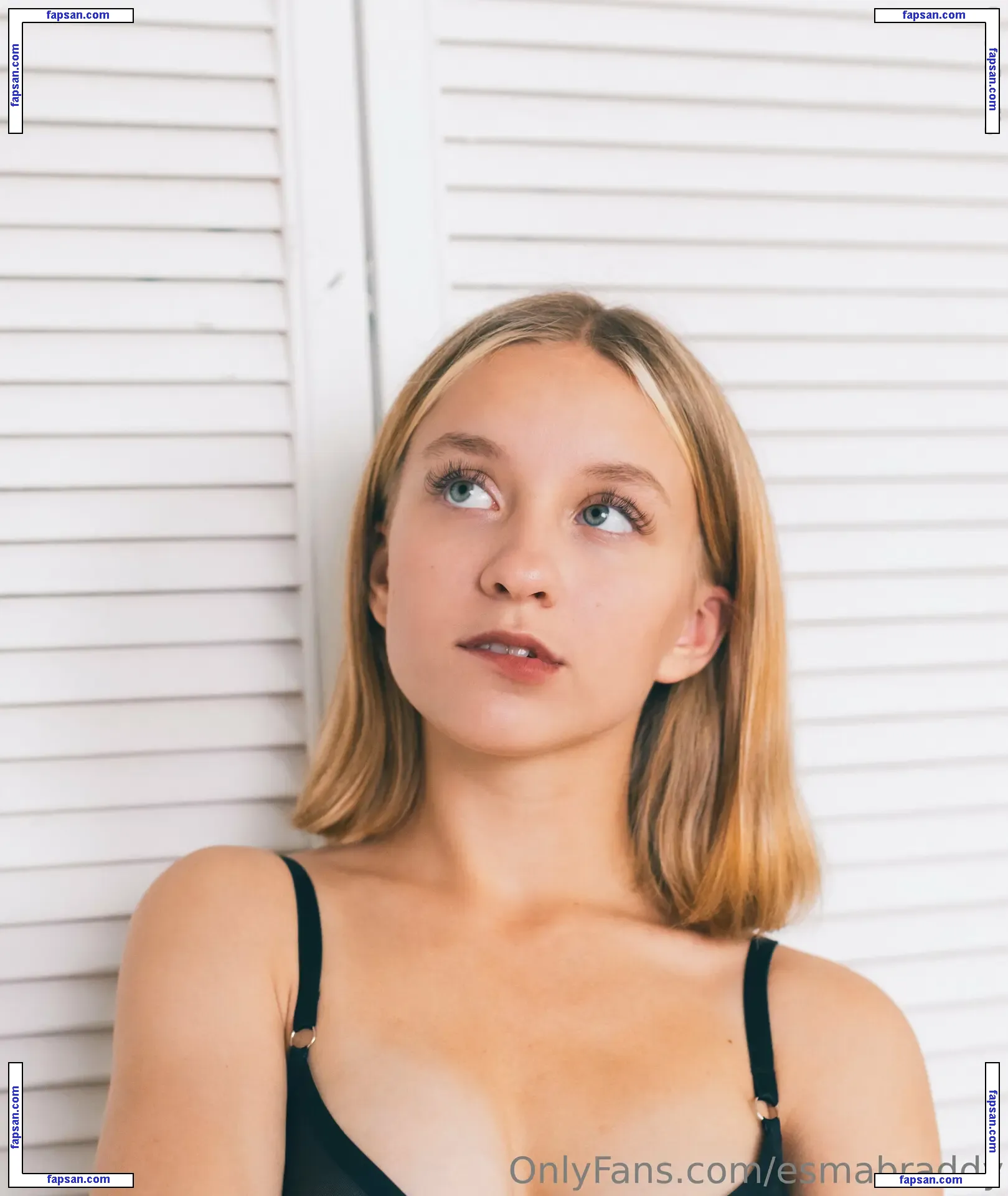 Esmabraddy nude photo #0004 from OnlyFans