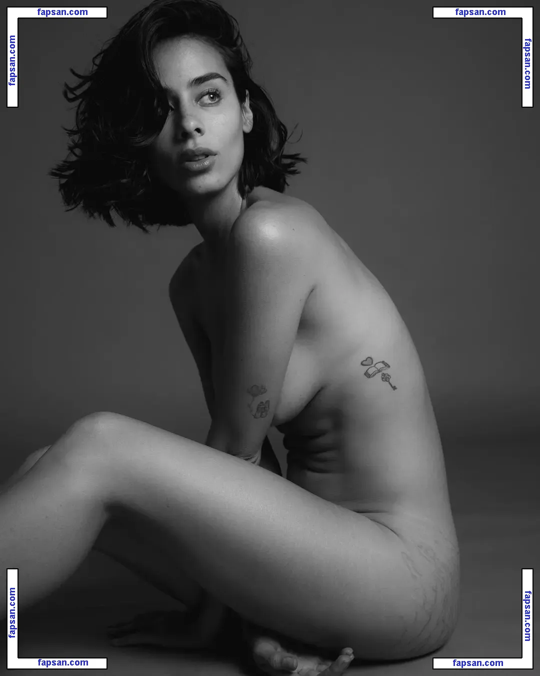 Esmeralda Pimentel nude photo #0010 from OnlyFans