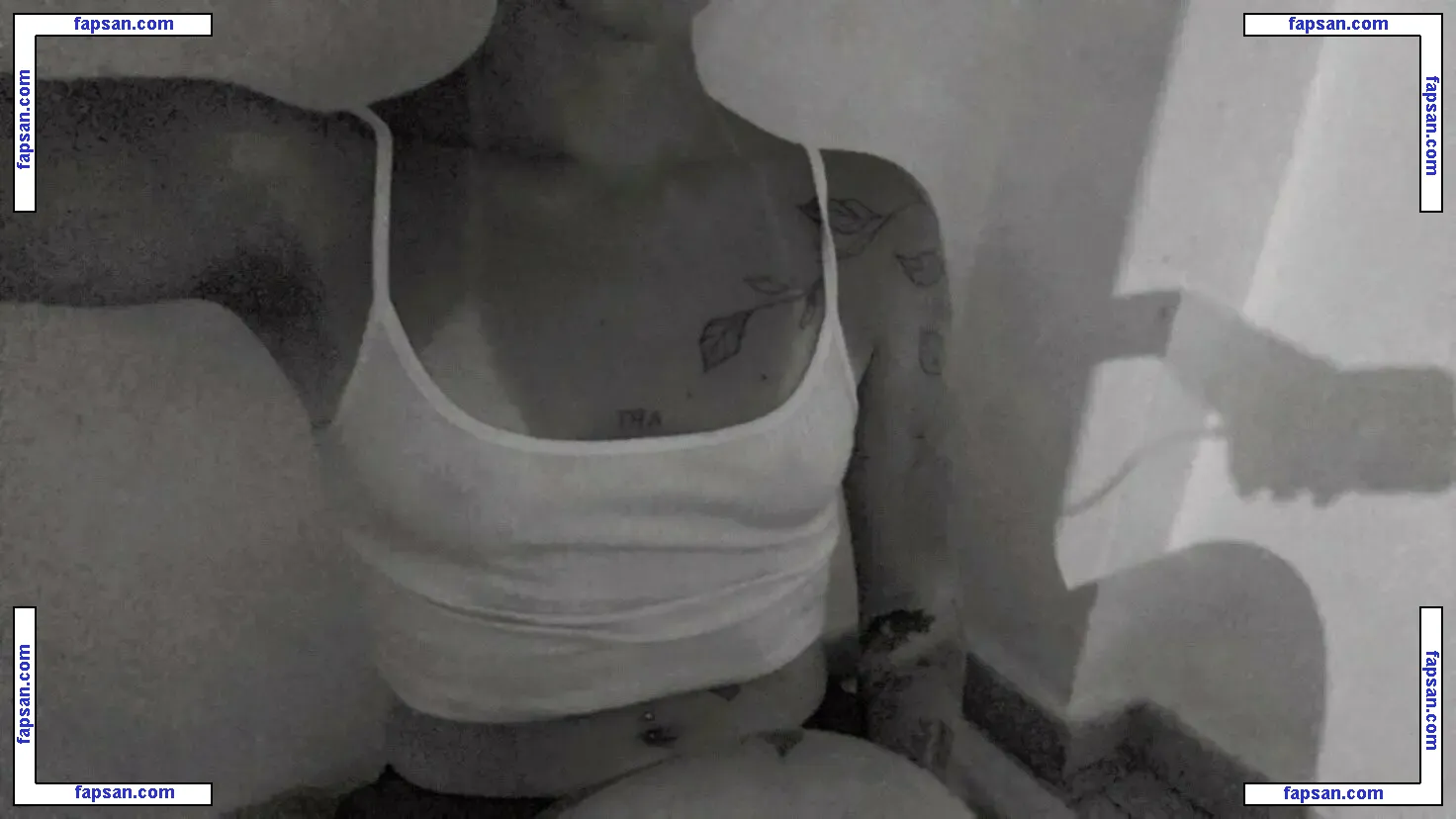 Espairecida nude photo #0004 from OnlyFans