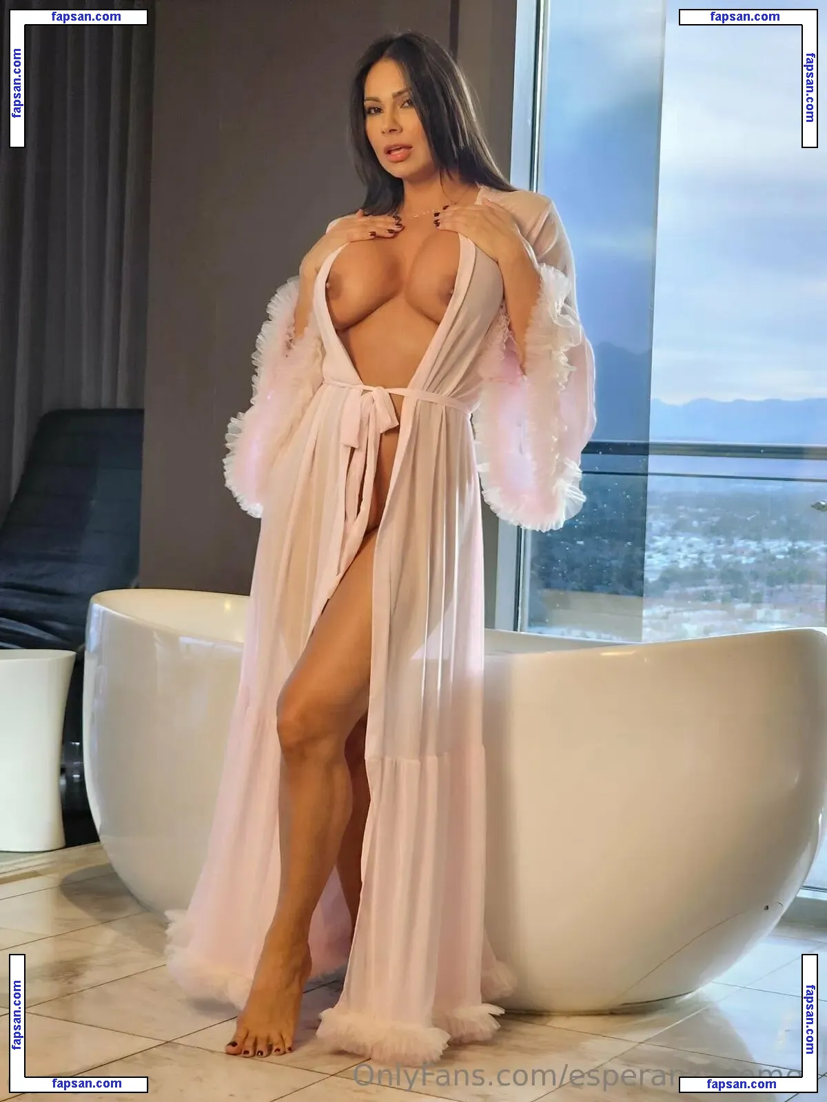 esperanzagomez nude photo #0160 from OnlyFans