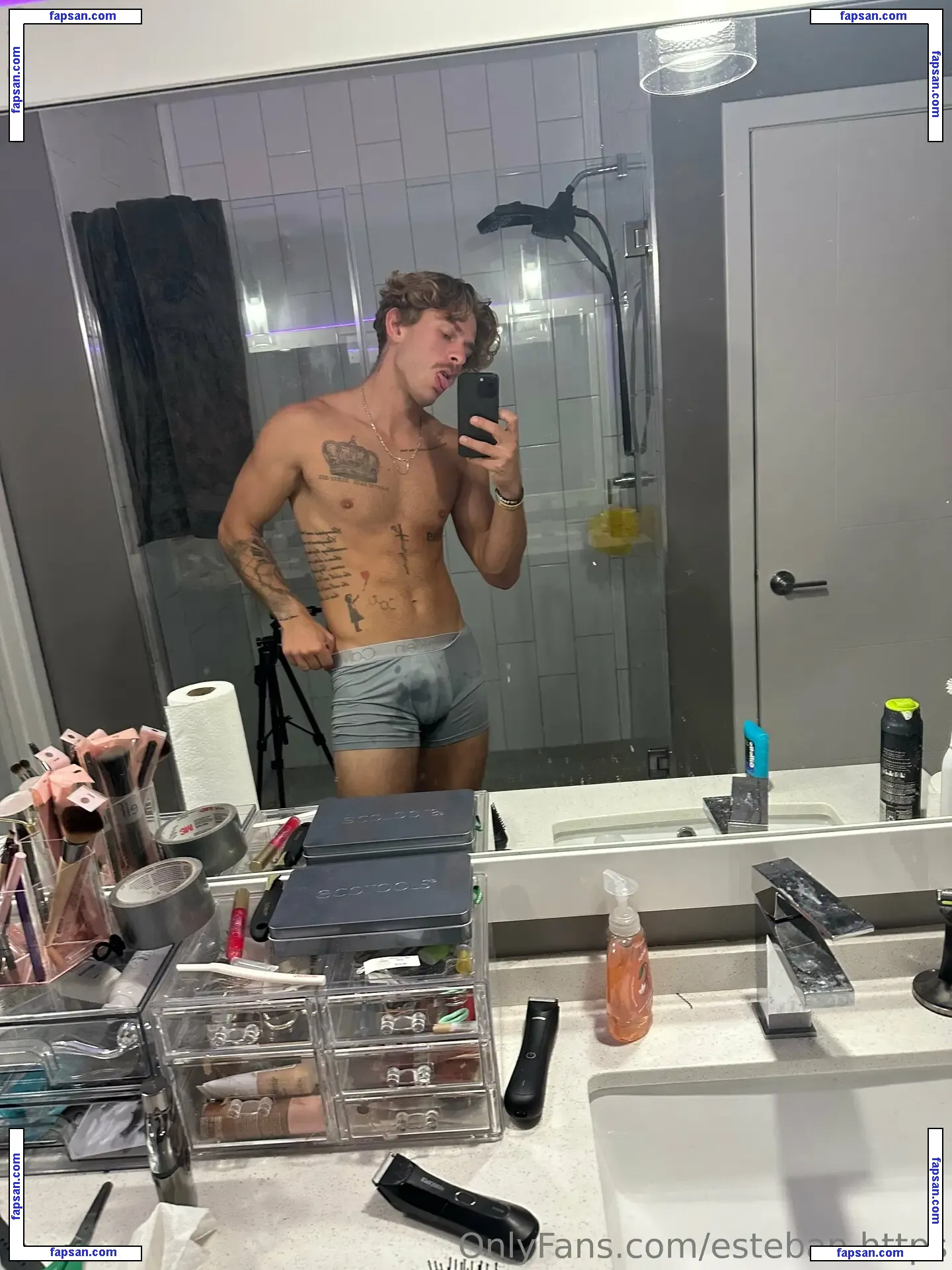 esteban.https nude photo #0008 from OnlyFans