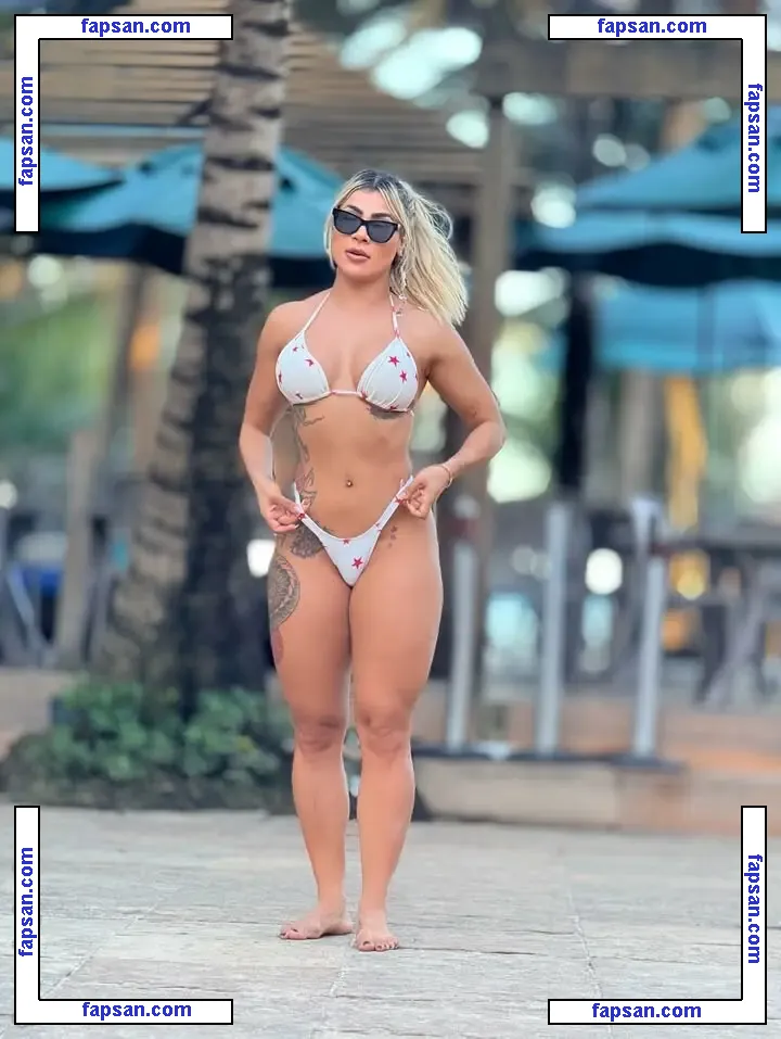 Estefani Feiticeira голая фото #0021 с Онлифанс