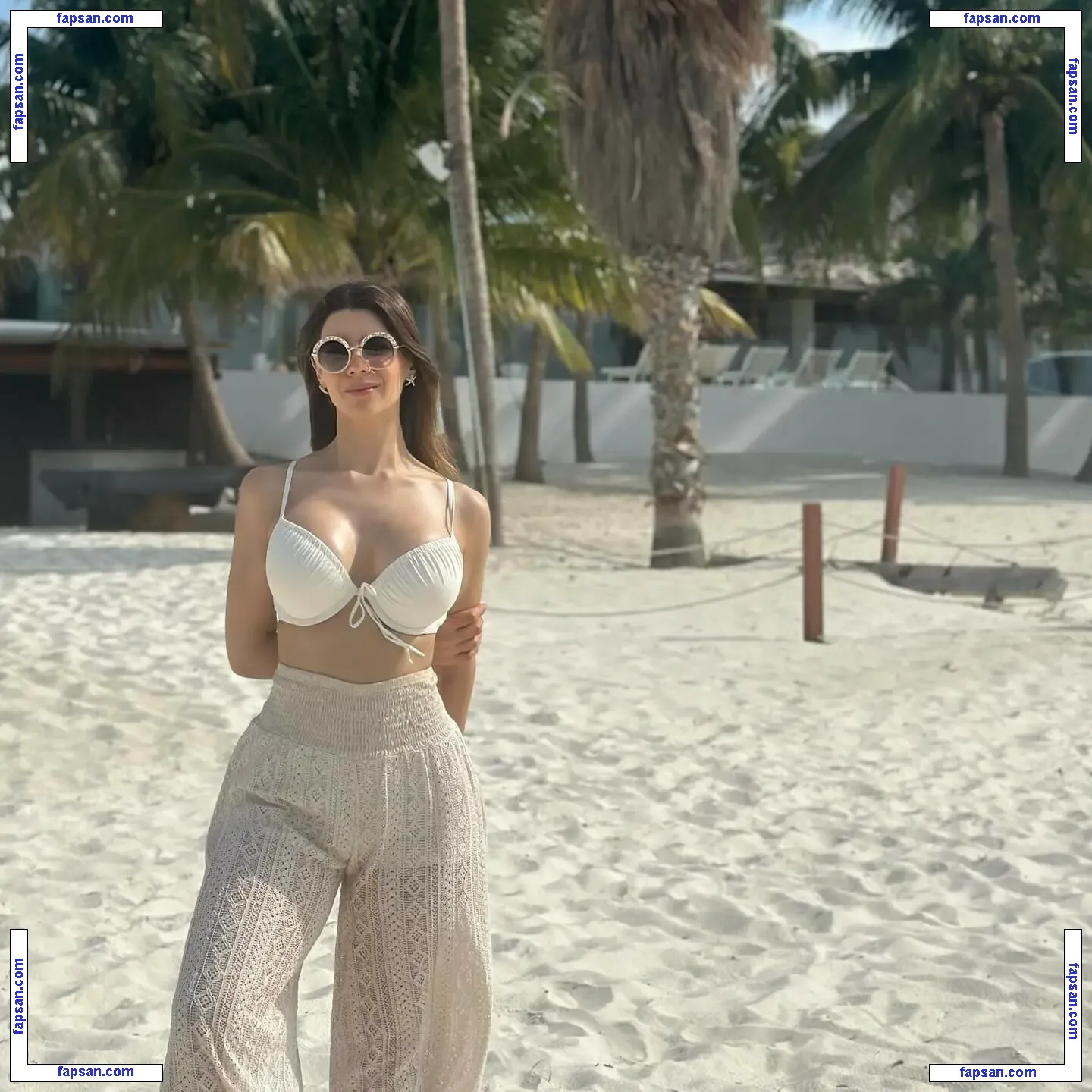 Estefany Cabco голая фото #0017 с Онлифанс