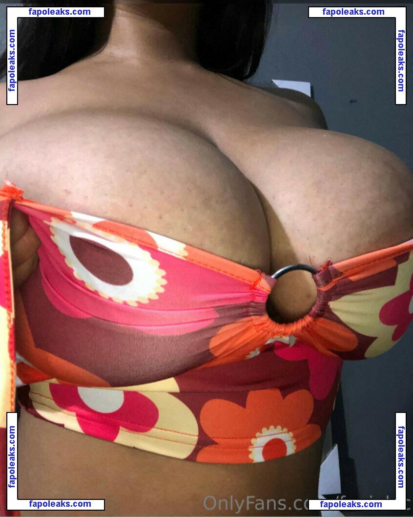 Estephania Alvarez / Fanialvc nude photo #0008 from OnlyFans