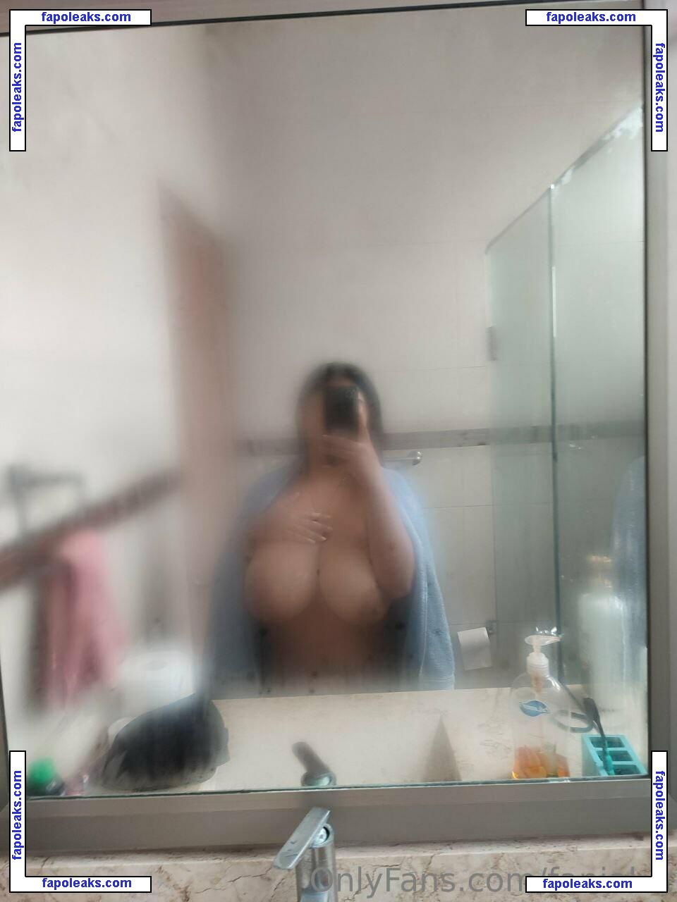 Estephania Alvarez / Fanialvc nude photo #0011 from OnlyFans