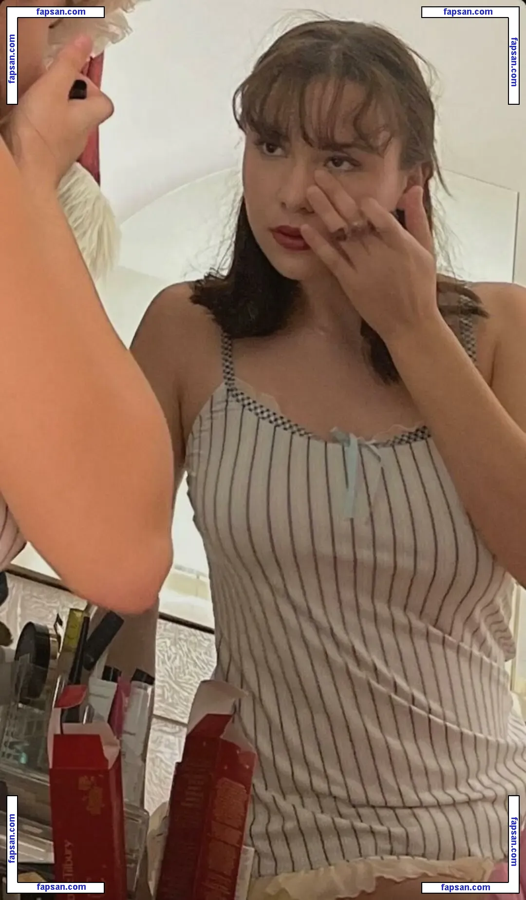 esterdobrik голая фото #0006 с Онлифанс