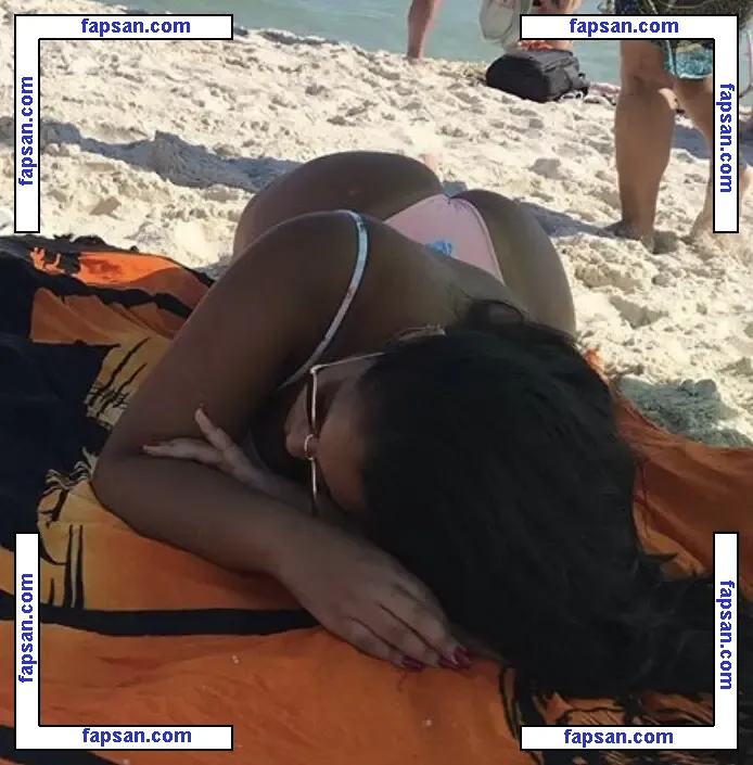 eucarolcoutinho nude photo #0008 from OnlyFans