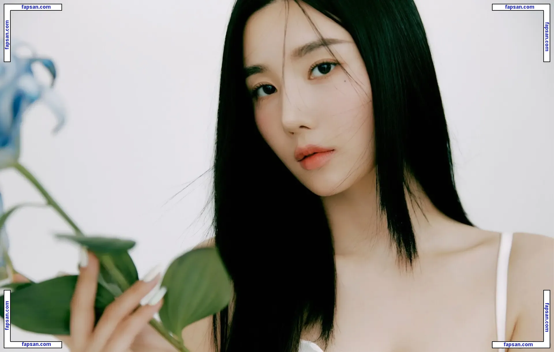 Eunbi Kwon nude photo #0001 from OnlyFans
