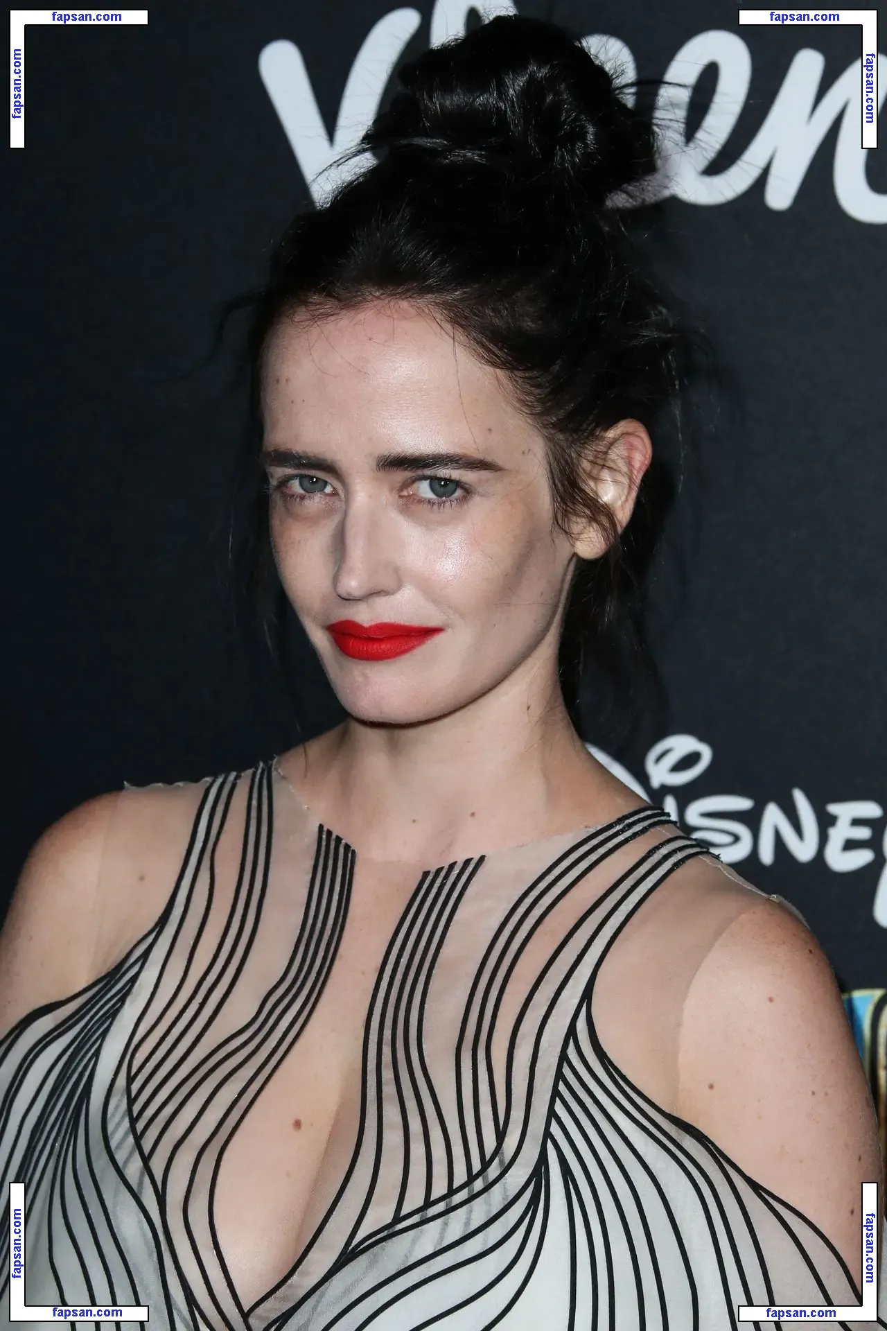 Eva Green голая фото #0447 с Онлифанс