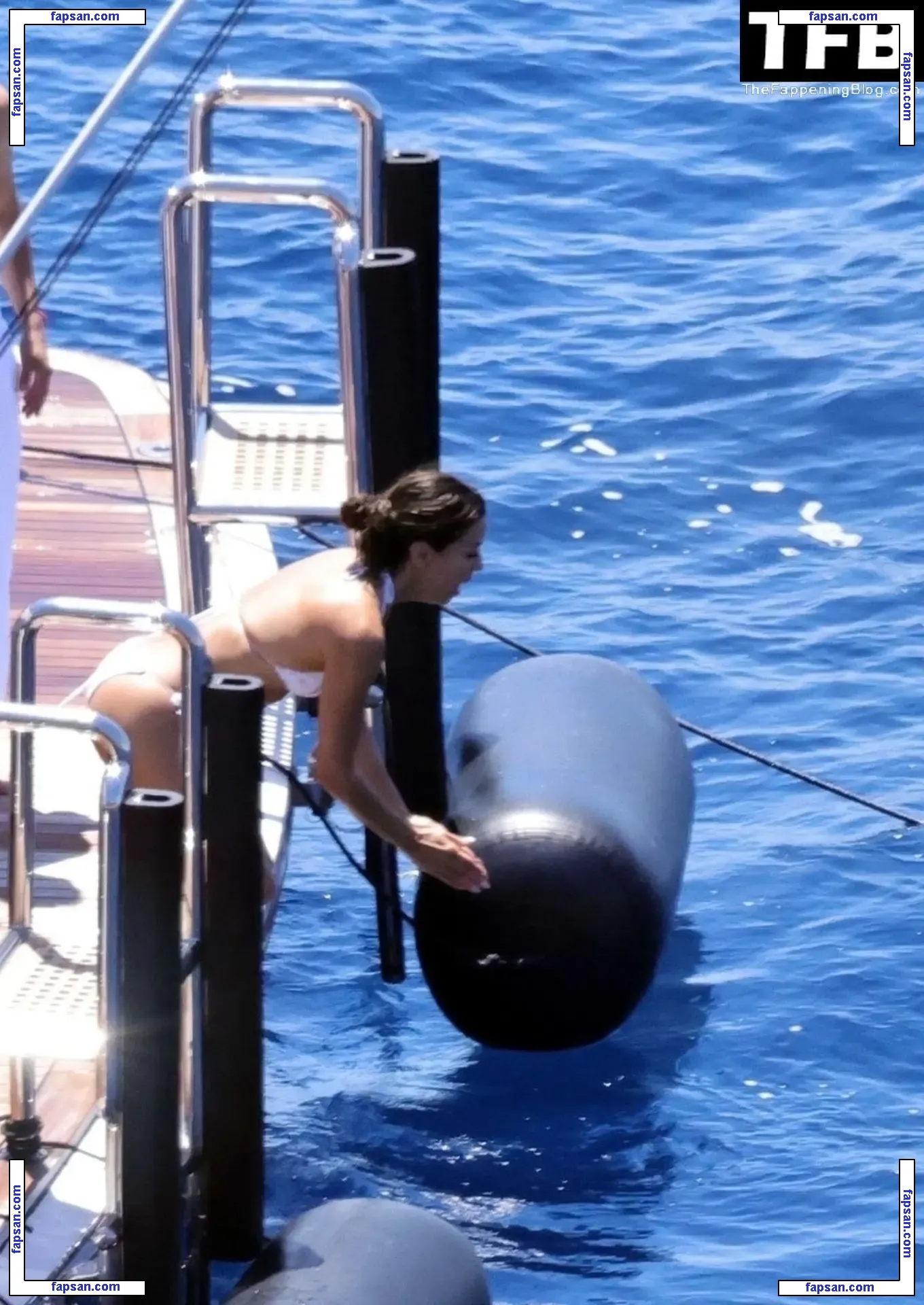 Eva Longoria nude photo #2377 from OnlyFans