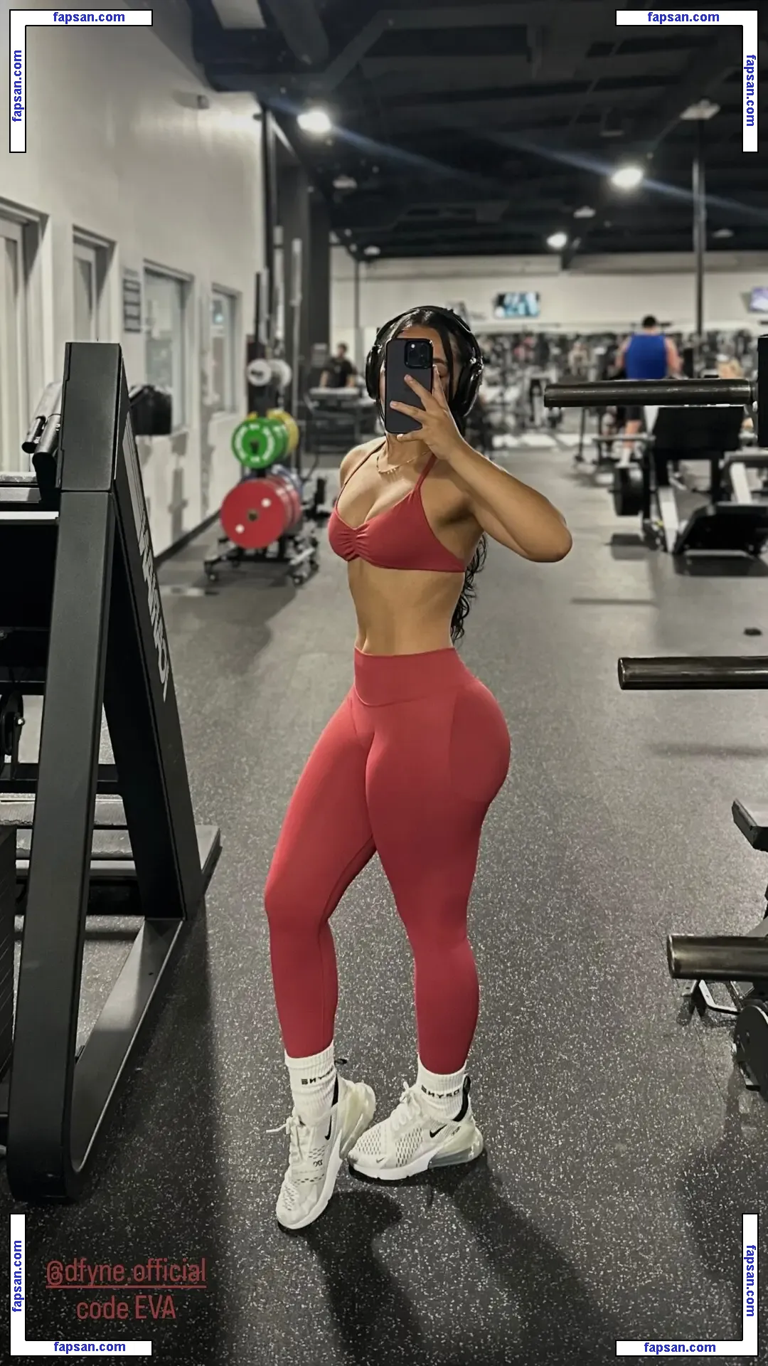 Eva Mitchell nude photo #0016 from OnlyFans