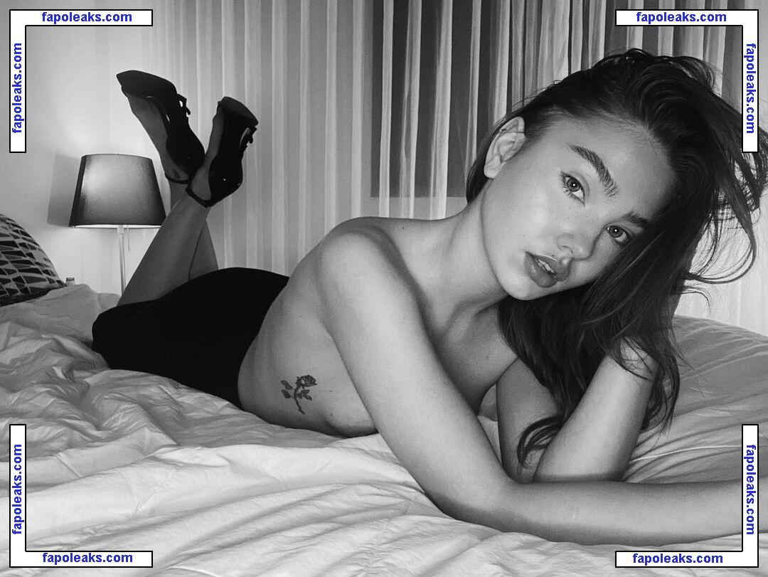 Eva Shakun / babyzzzeva голая фото #0018 с Онлифанс