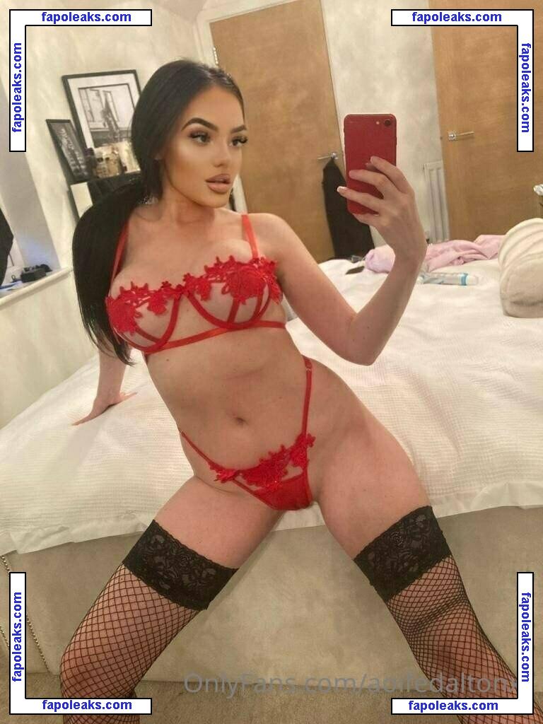 evadeexo / evettexo nude photo #0014 from OnlyFans