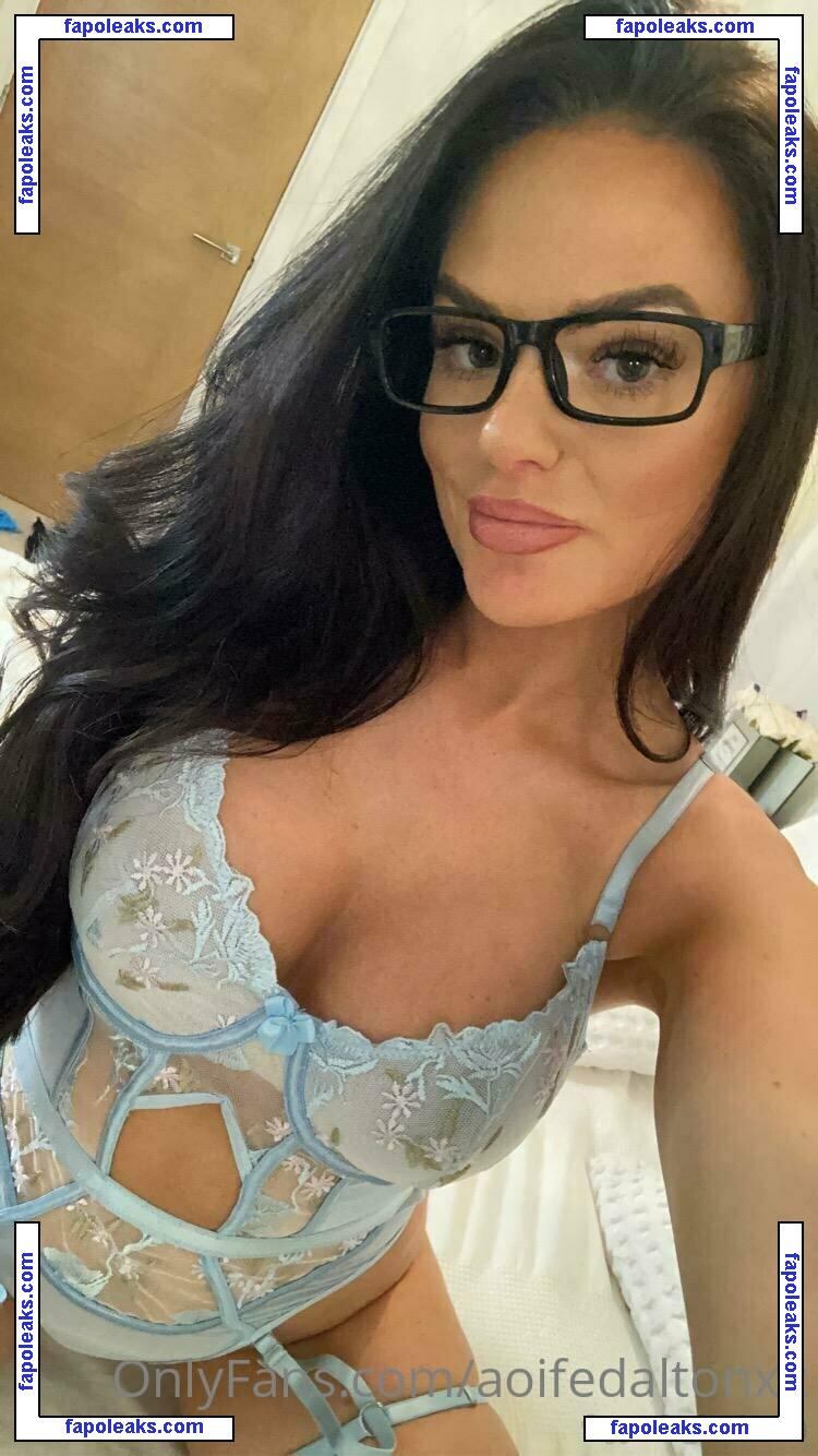 evadeexo / evettexo nude photo #0021 from OnlyFans