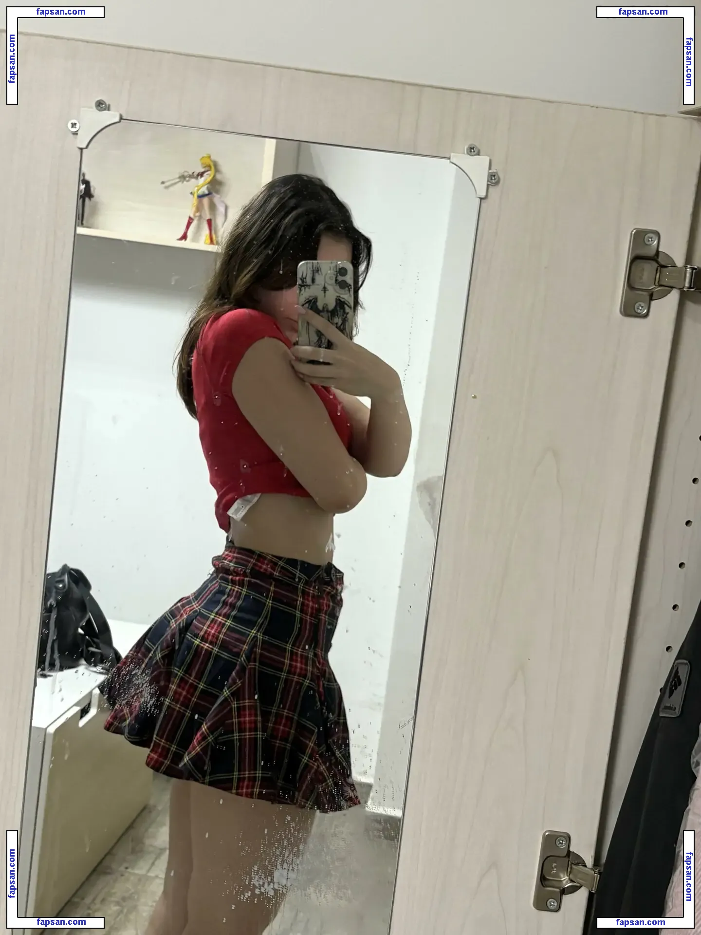 Evahakalba nude photo #0003 from OnlyFans