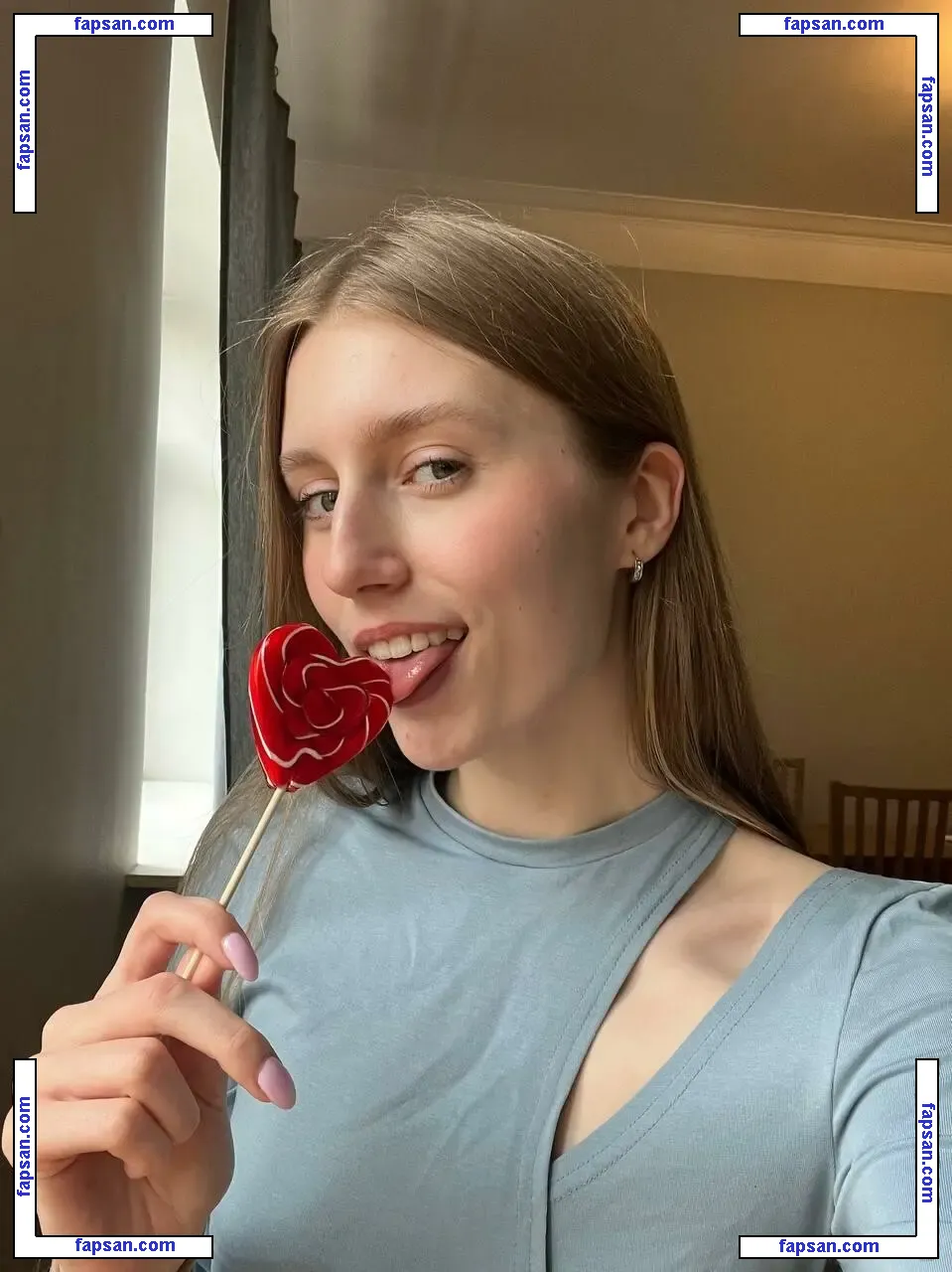 Evamatthews голая фото #0001 с Онлифанс