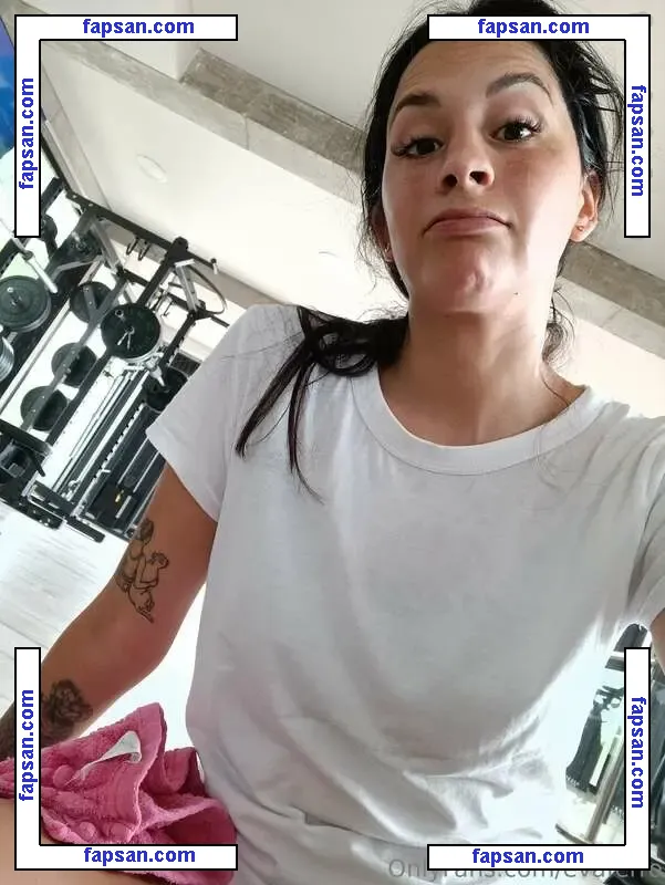 Evangelina Ferro голая фото #0006 с Онлифанс