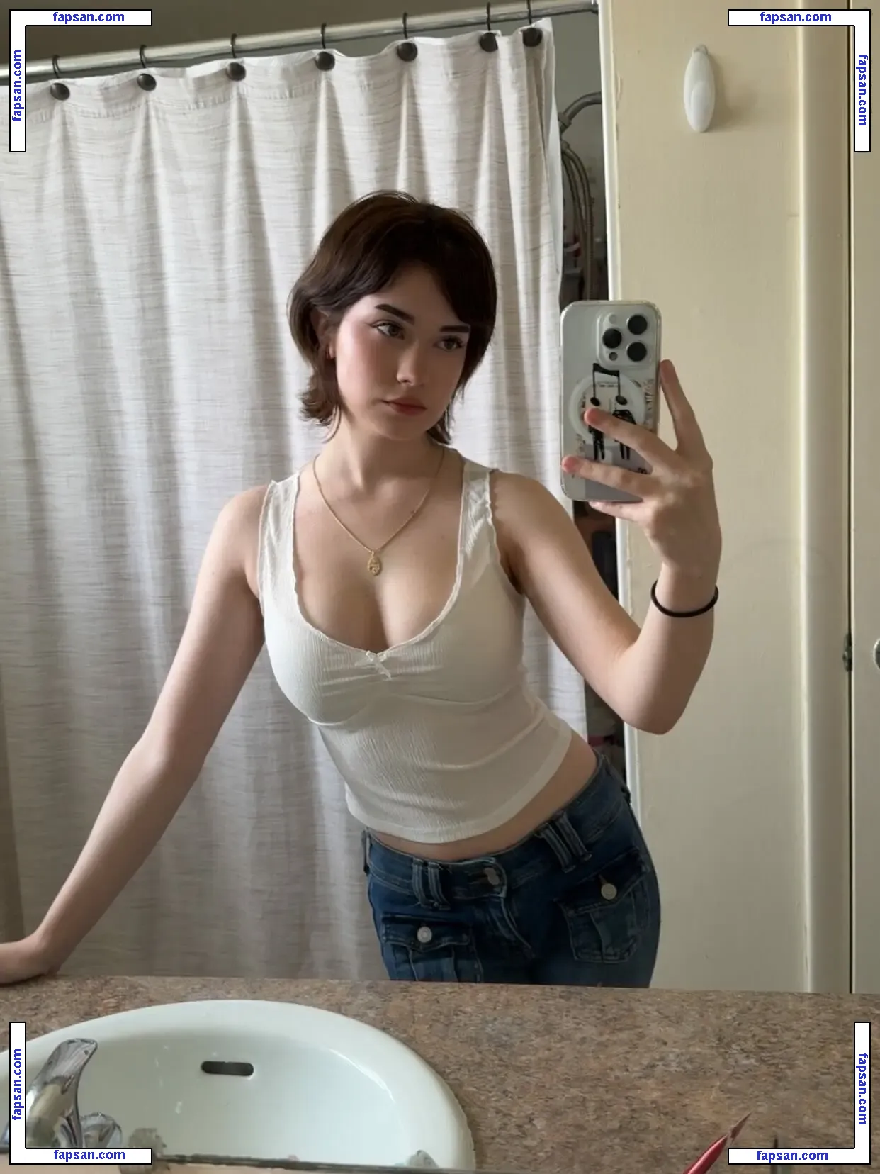 Evangelinefisk nude photo #0002 from OnlyFans