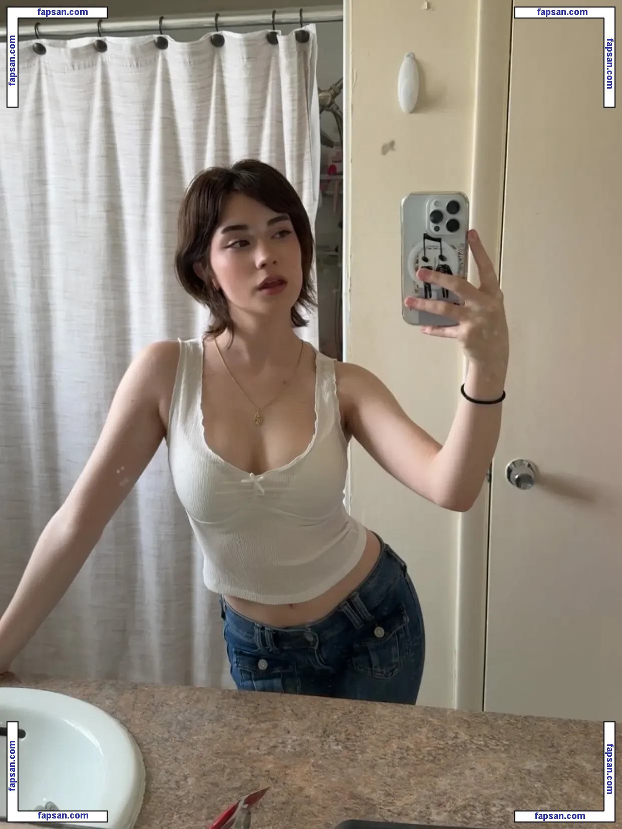 Evangelinefisk nude photo #0003 from OnlyFans