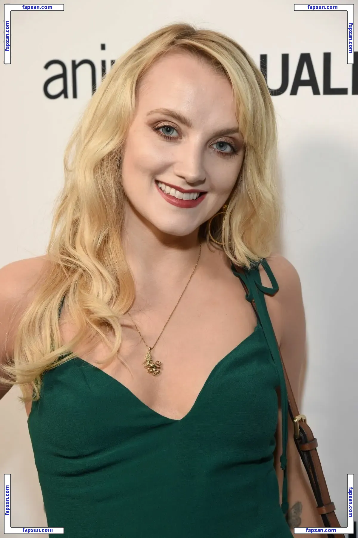 Evanna Lynch голая фото #0101 с Онлифанс