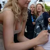 Evanna Lynch голая #0051