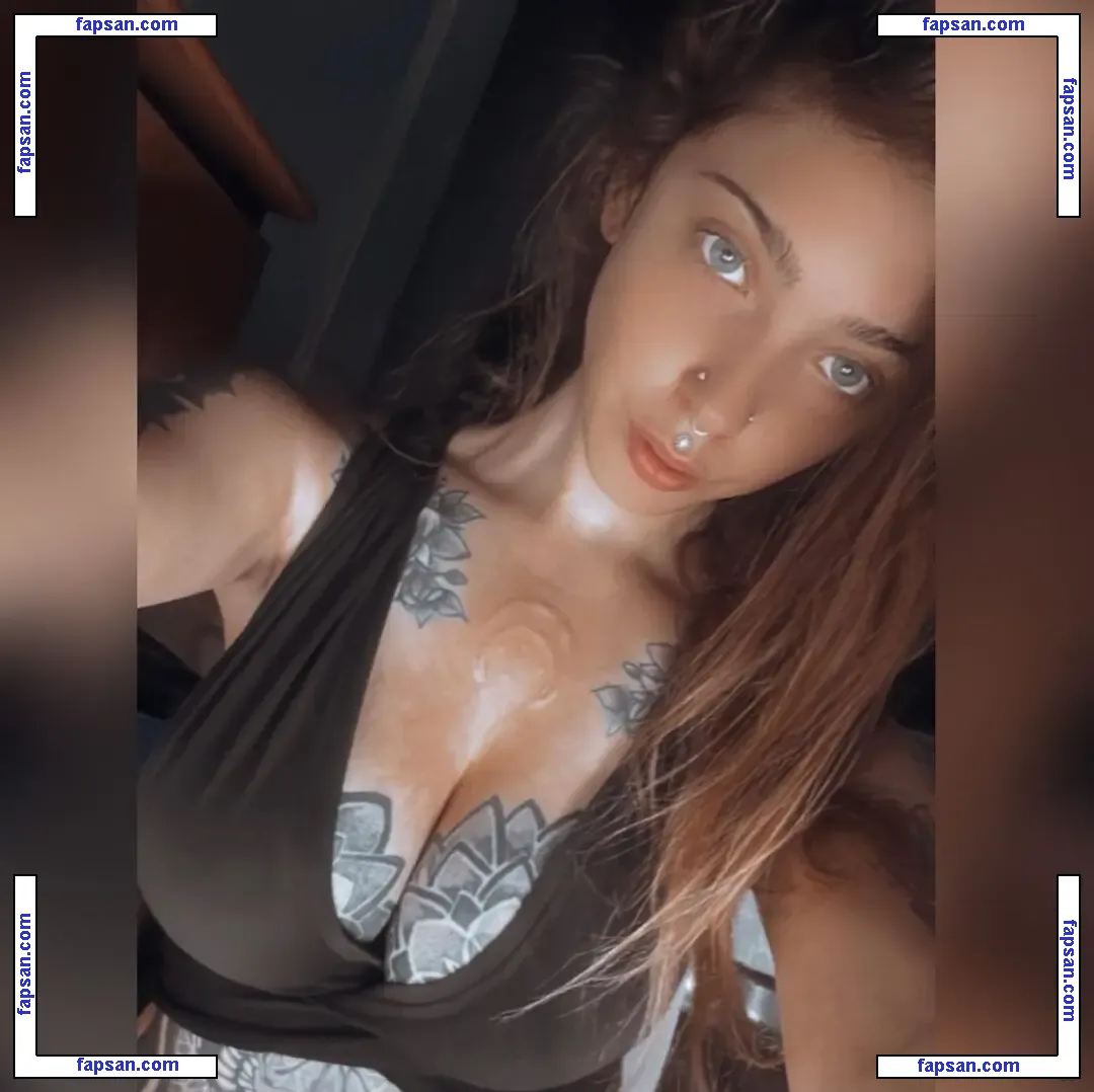 evasciacca nude photo #0007 from OnlyFans