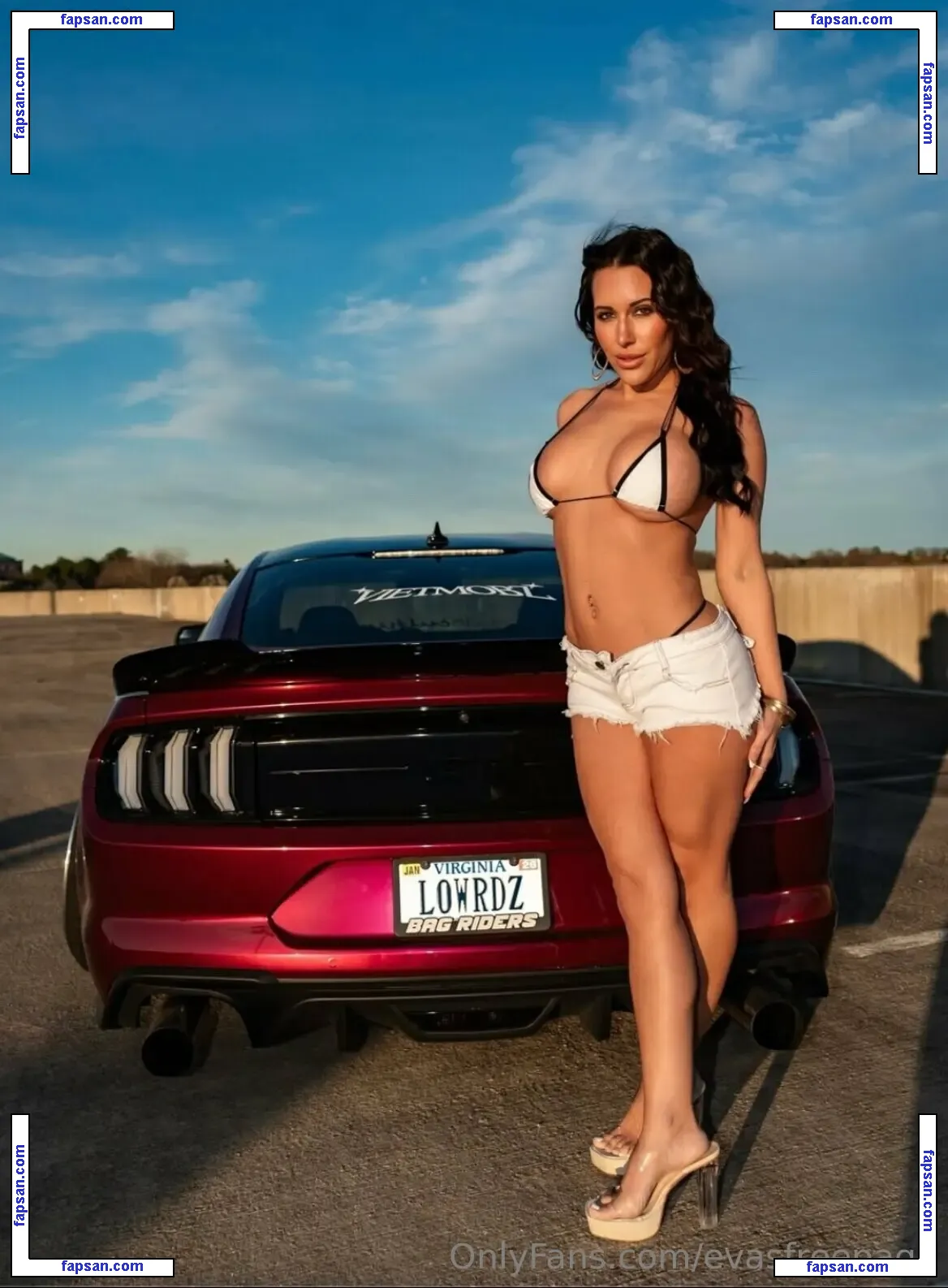 evasfreepage nude photo #0013 from OnlyFans