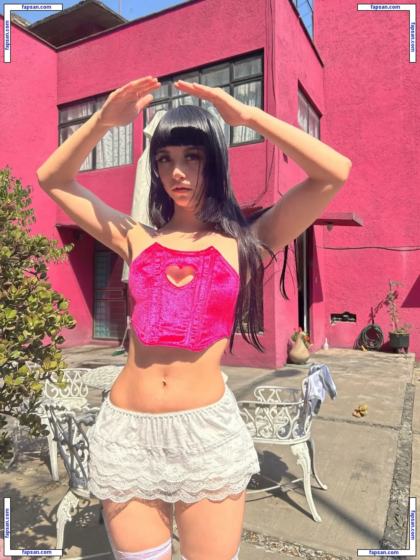 Evebuho голая фото #0001 с Онлифанс