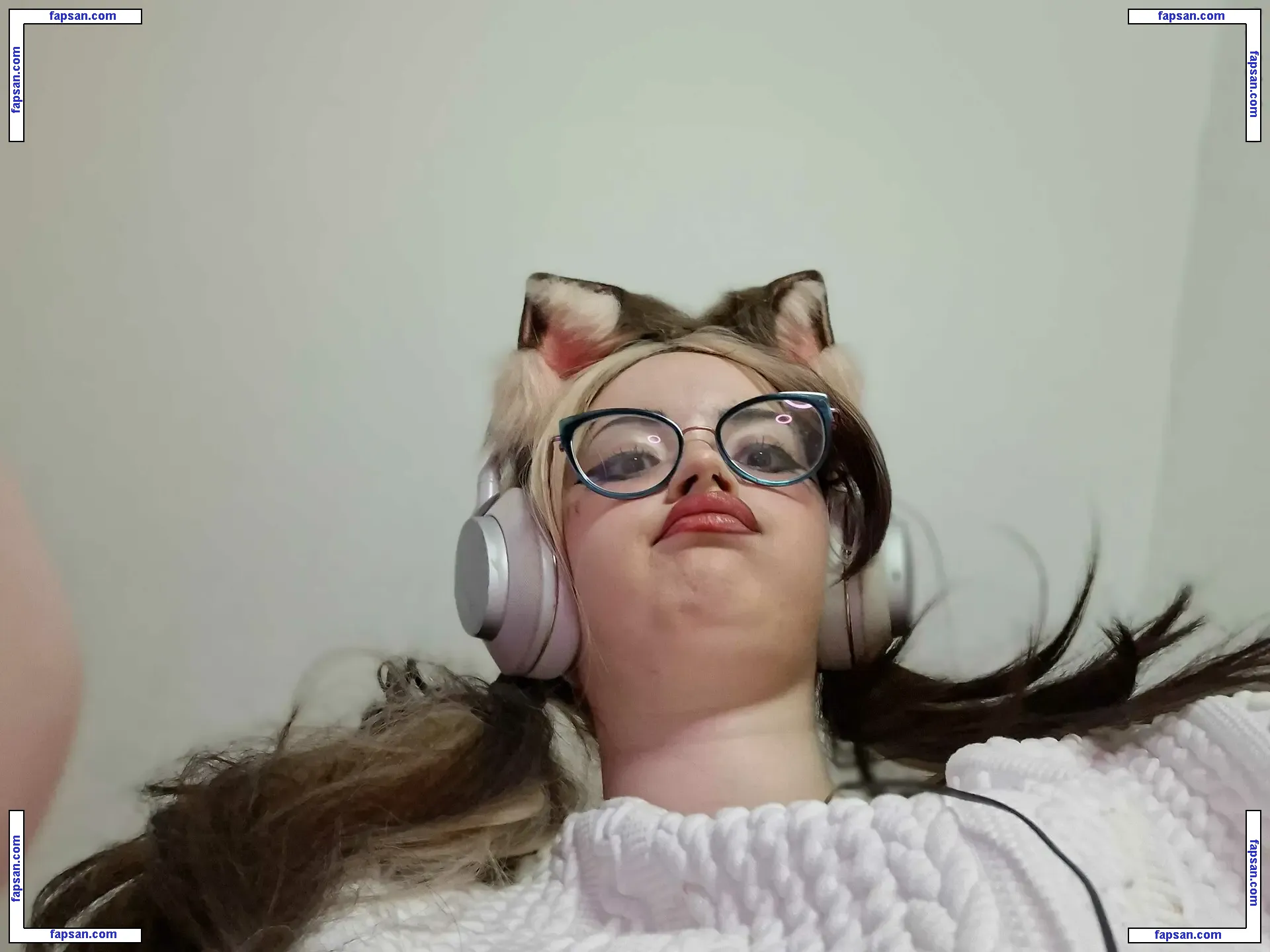 eveisbed голая фото #0015 с Онлифанс