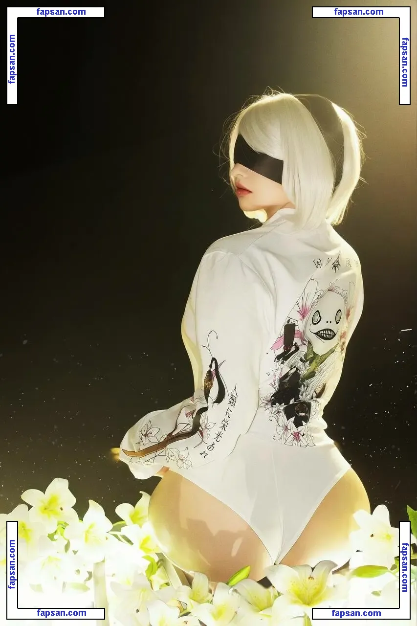 Evelinaava nude photo #0042 from OnlyFans