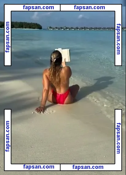 Evelyn Burdecki nude photo #0274 from OnlyFans