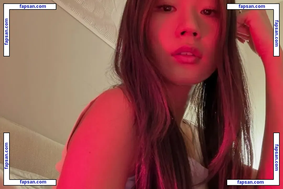 Evelyn Ha nude photo #0033 from OnlyFans