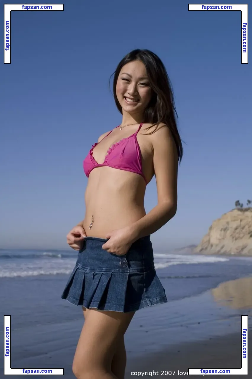 Evelyn Lin nude photo #1088 from OnlyFans