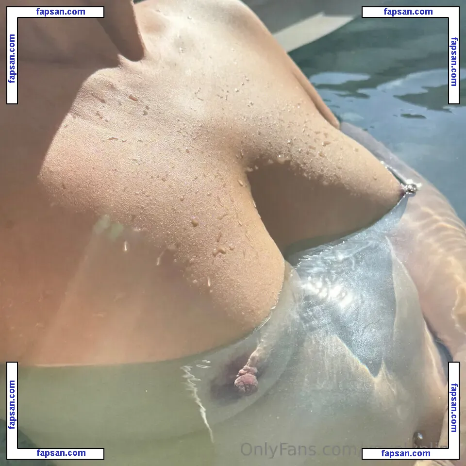 Evelyn Lin nude photo #1110 from OnlyFans