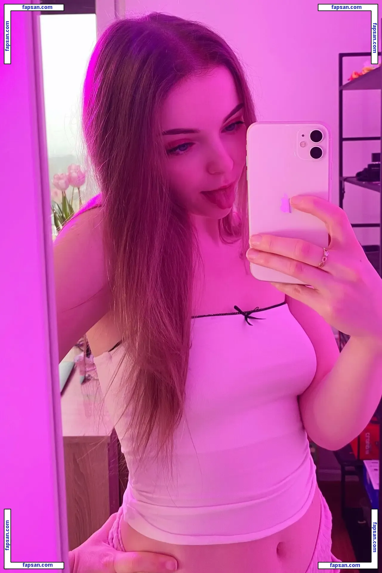 Evelynn nude photo #0020 from OnlyFans