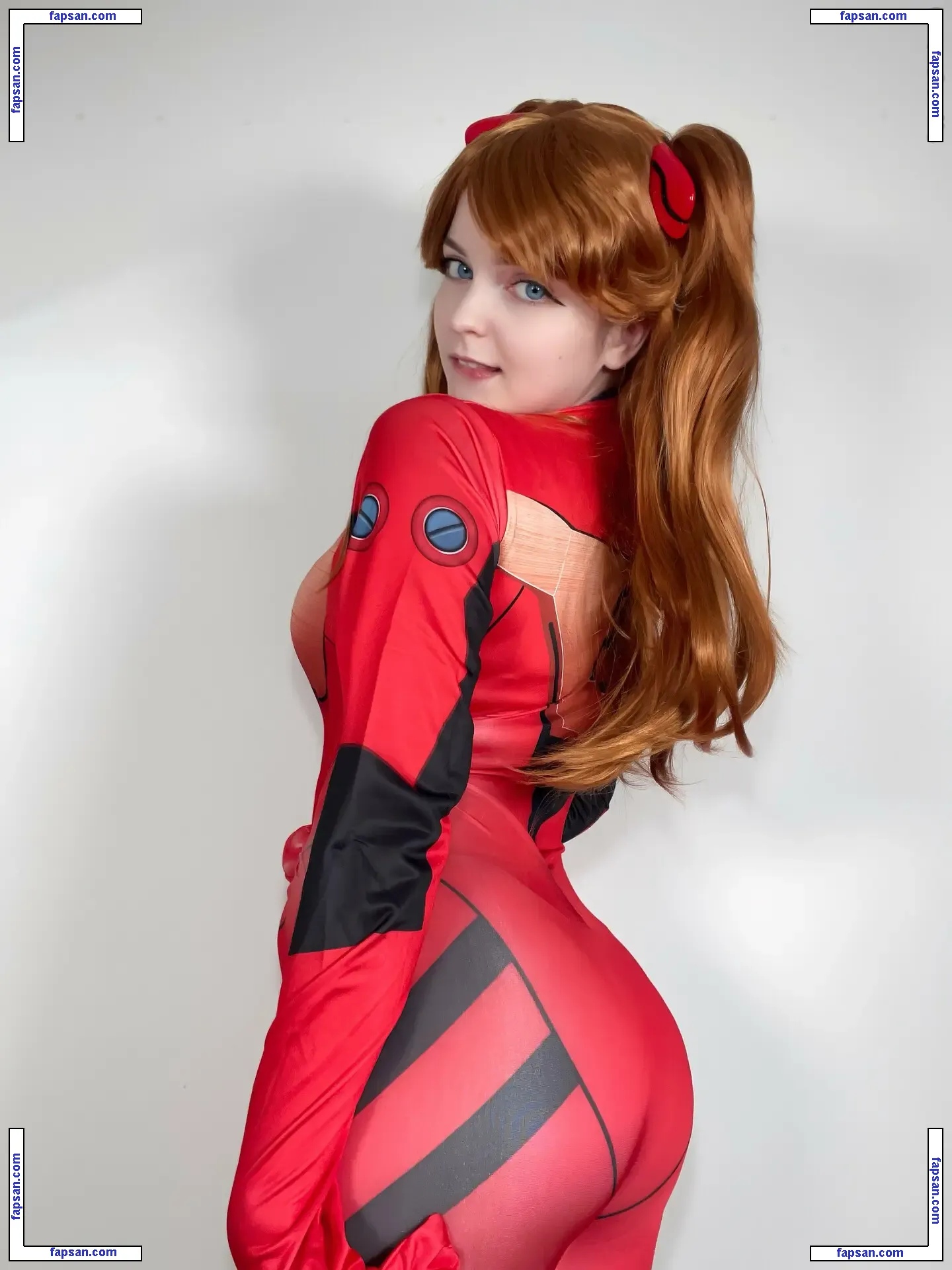 Evelynn nude photo #0032 from OnlyFans