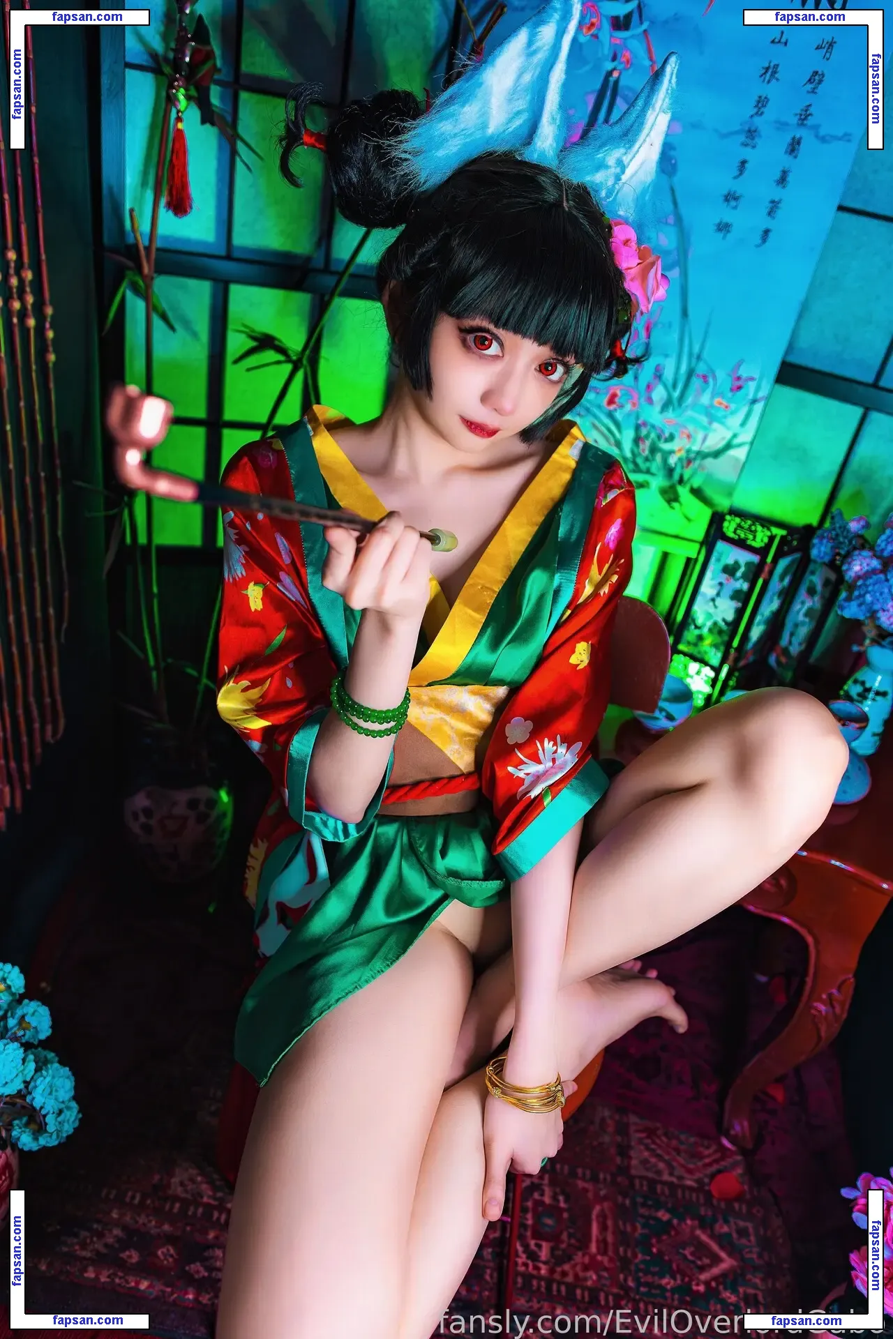 Evil Overlord Gabo голая фото #0437 с Онлифанс